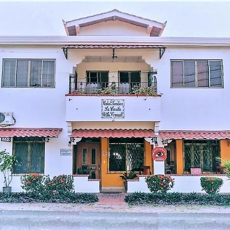 Hostel Kimmell / Hostal Familiar La Casita De Los Kimmell Лас-Таблас Экстерьер фото