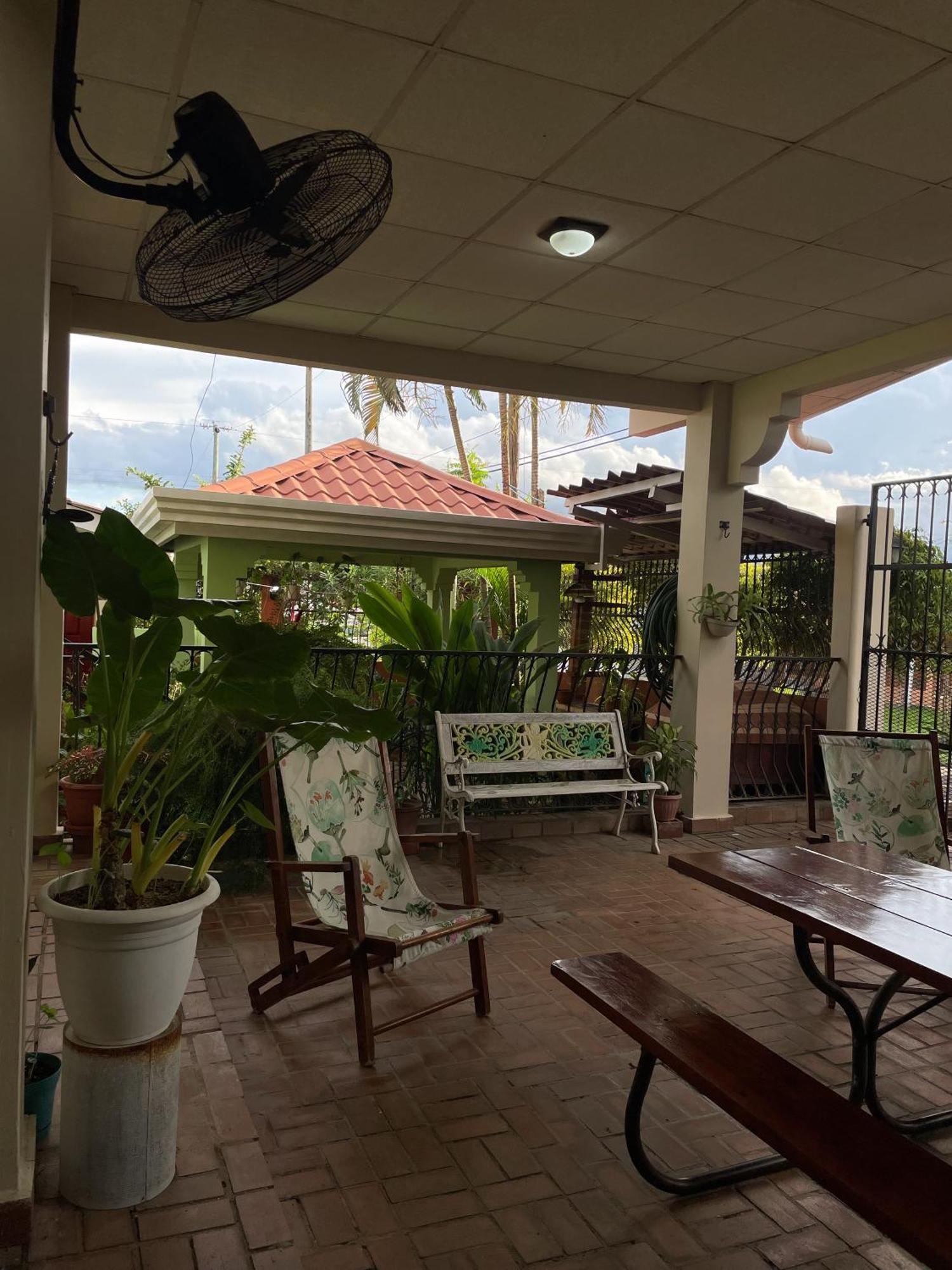 Hostel Kimmell / Hostal Familiar La Casita De Los Kimmell Лас-Таблас Экстерьер фото