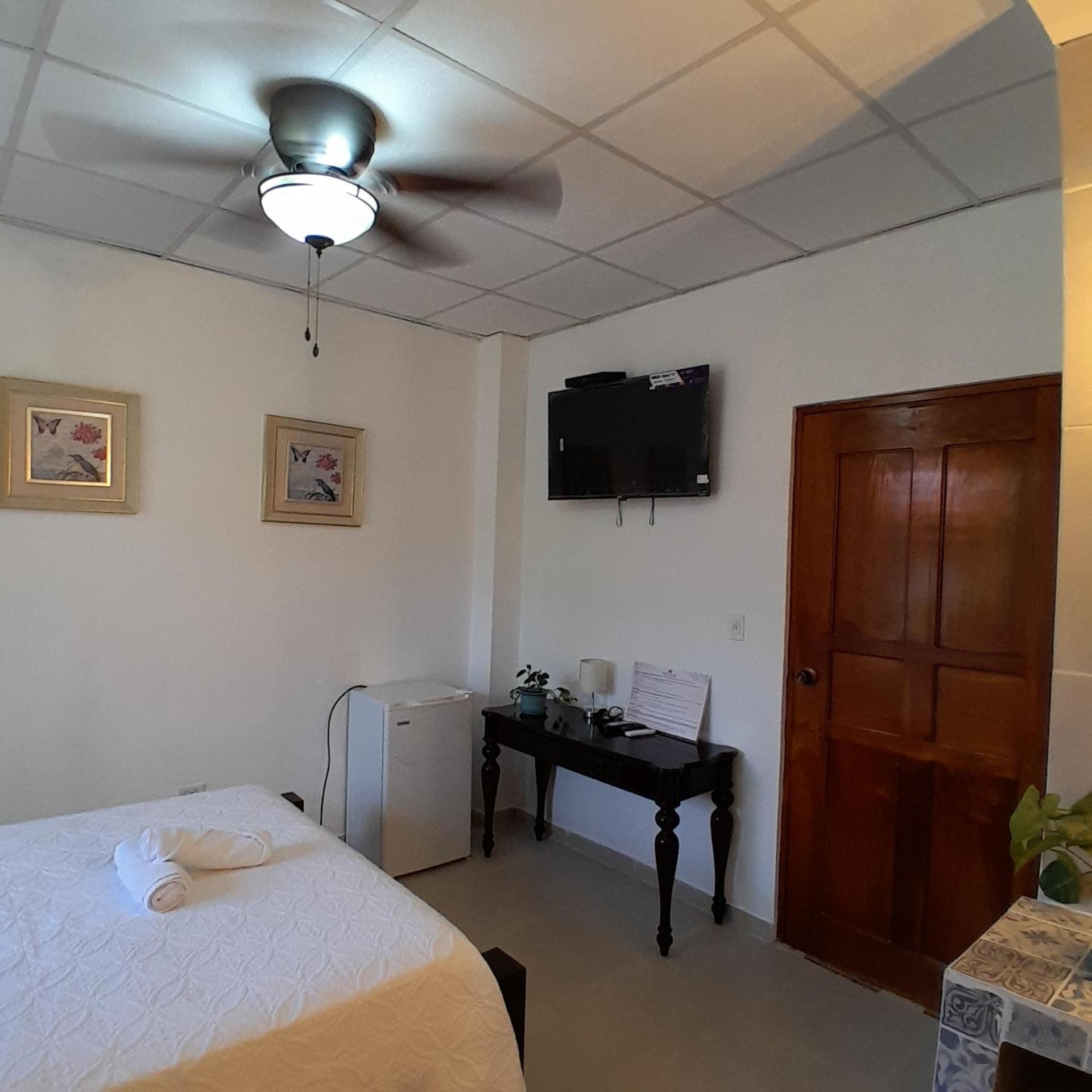 Hostel Kimmell / Hostal Familiar La Casita De Los Kimmell Лас-Таблас Номер фото