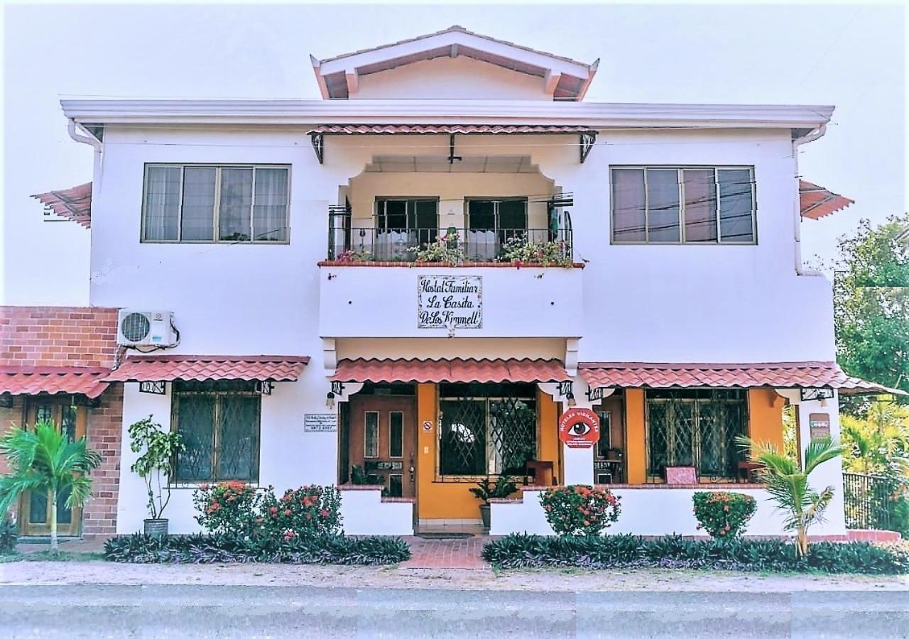 Hostel Kimmell / Hostal Familiar La Casita De Los Kimmell Лас-Таблас Экстерьер фото